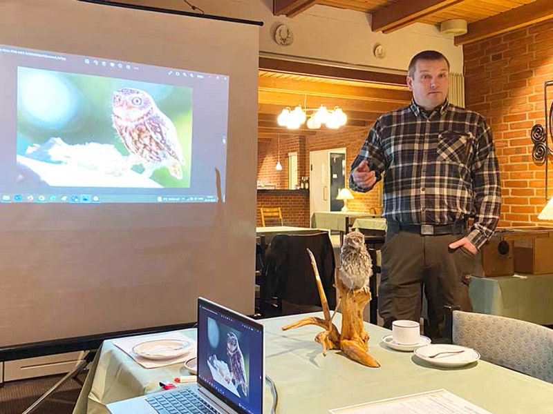 Lasse Olsen holdt oplæg om kirkeugler til generalforsamlingen 28. feb. 2023